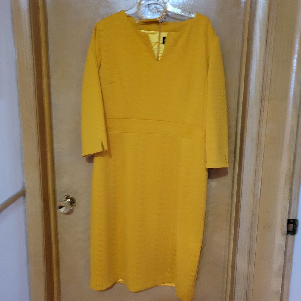 Simple Gold V-neck Dress